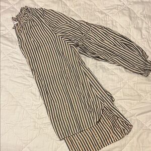 crown & ivy Multicolor Striped top